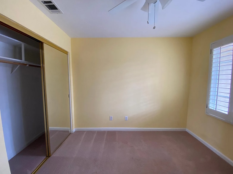 Building Photo - 3586 Fitzsimmons Cmn