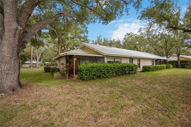 Building Photo - 231 Southampton Ln
