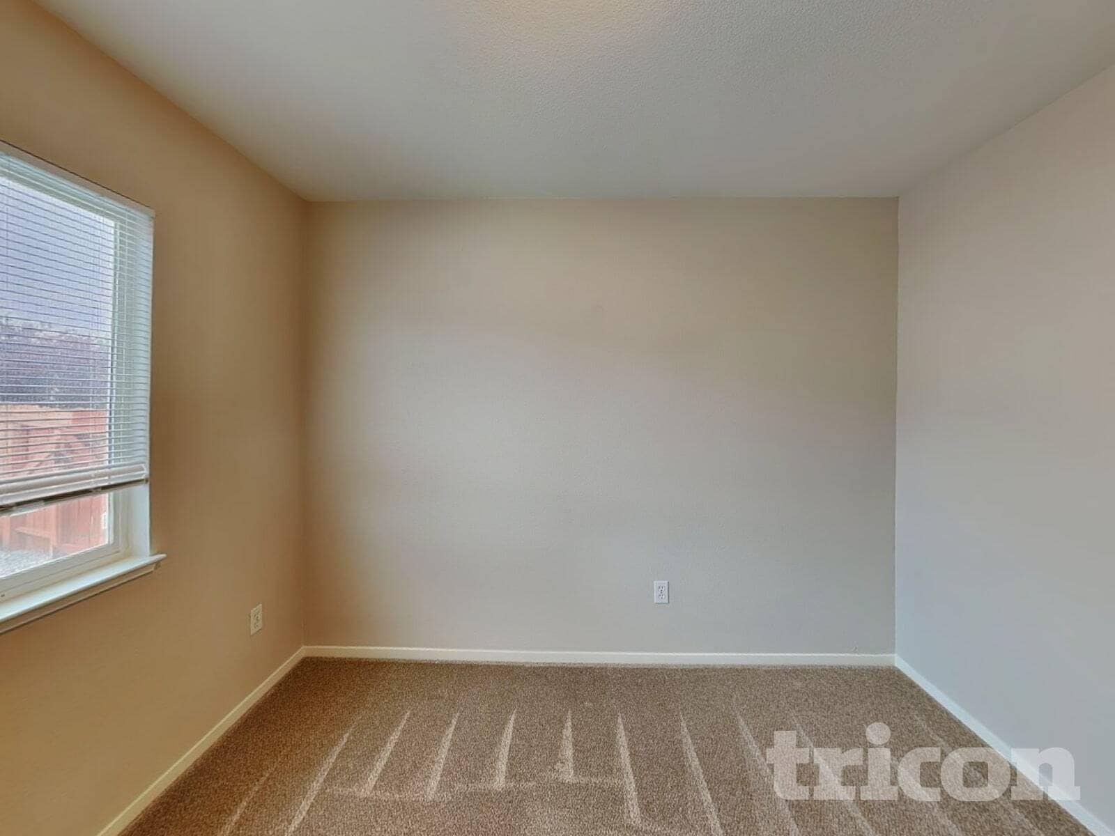 Building Photo - 18296 Lanceleaf Ct