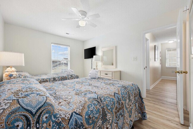 Building Photo - 111A S Yaupon Dr