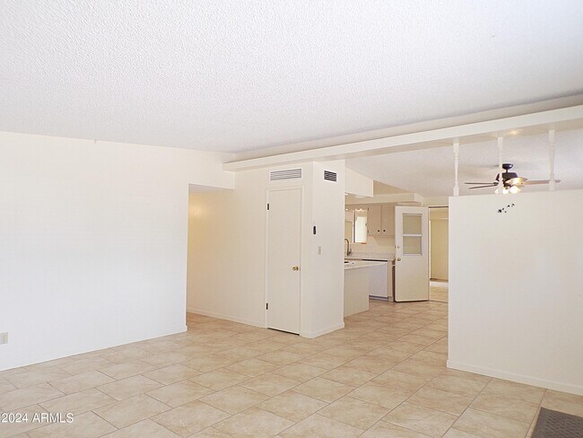 Building Photo - 172 Andrea Dr