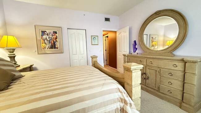 Building Photo - 2014 Alta Meadows Ln