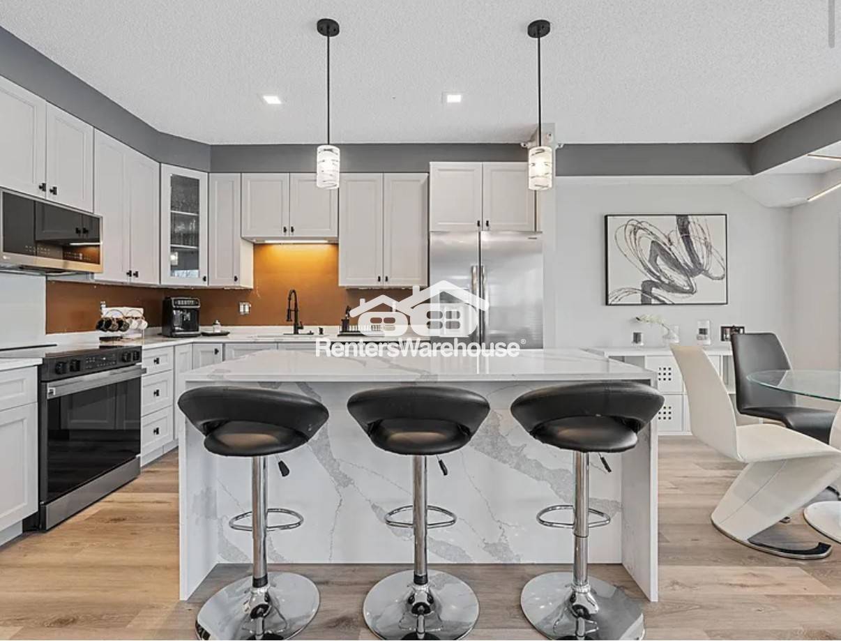 Building Photo - 3800 85th Ave N