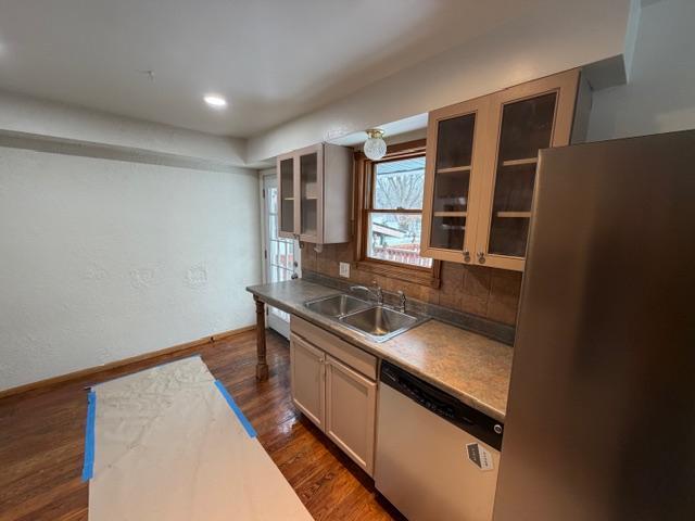 Building Photo - 10 Fruitland Dr