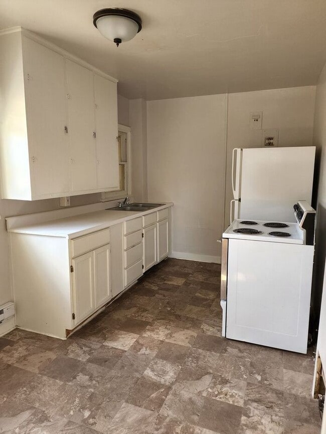 Studio Apartment 908 W 28th St Cheyenne WY 82001 Apartment Finder