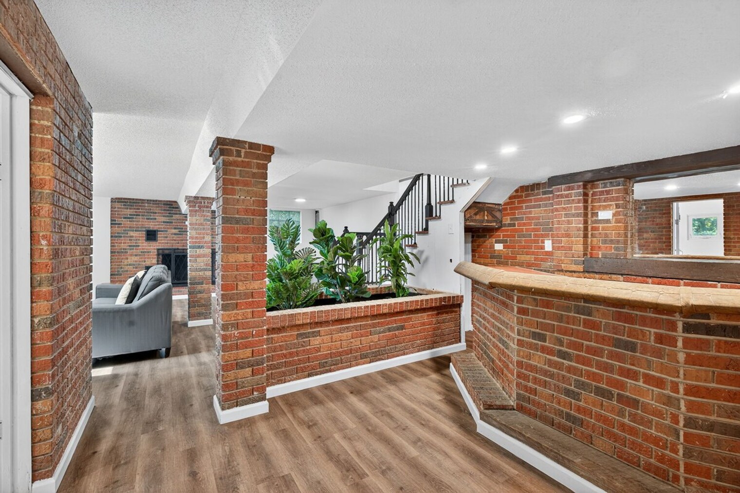 Building Photo - 2544 Spring Forest Rd