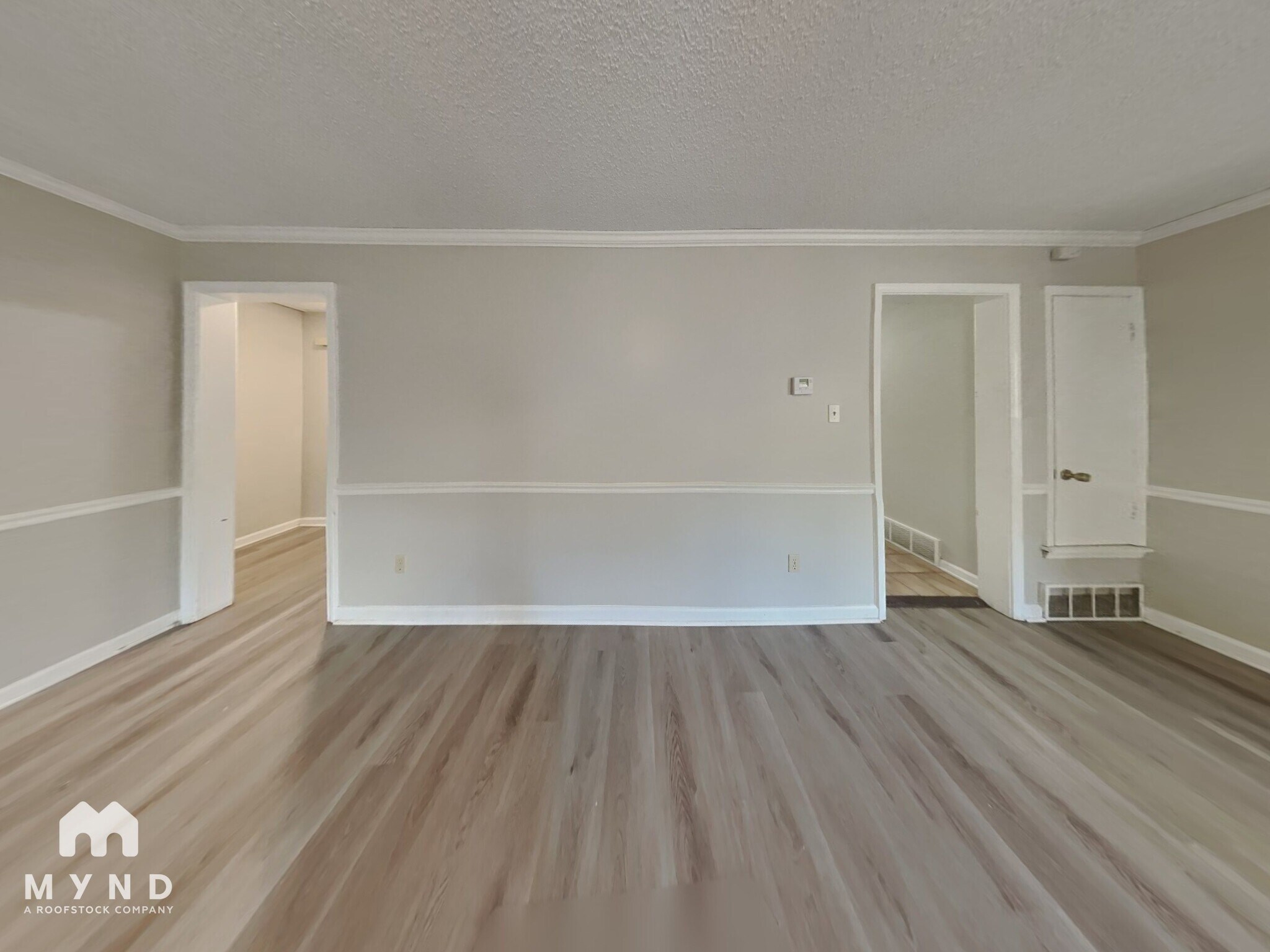 Building Photo - 976 Clarington Dr