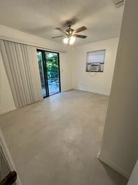 Building Photo - 1735 Timocuan Way