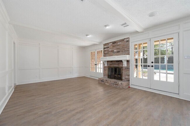 Building Photo - 9311 New Forest Rd