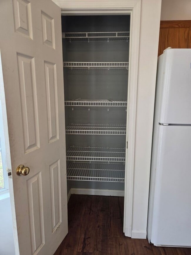 Building Photo - $2,350 - 4 Bedroom 2.5 Bathroom Unfurnished Home Near WCU