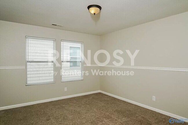 Building Photo - 123 Forestbrook Dr