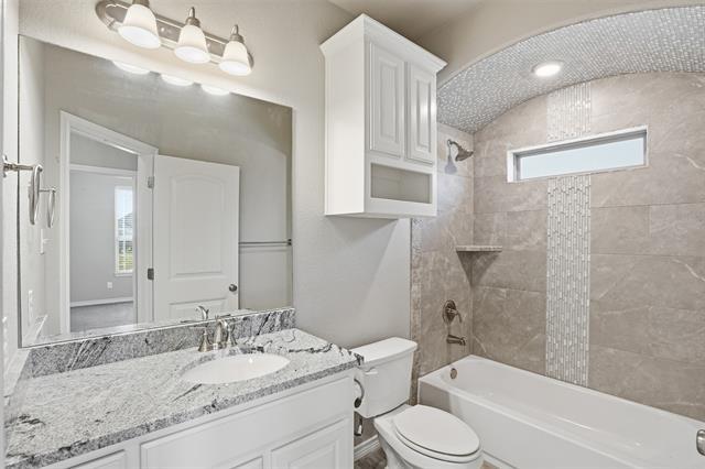 Building Photo - 3316 Windcrest Dr