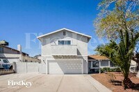 Building Photo - 732 Scottsdale St