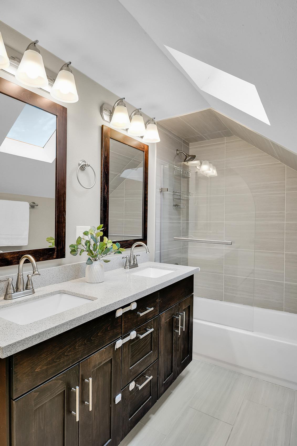 Building Photo - 104 NW 137th St