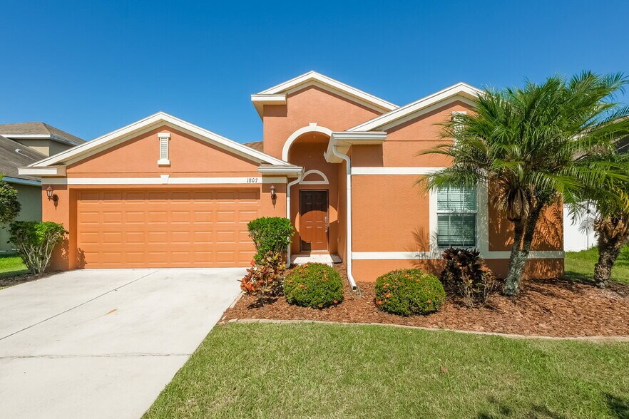 Primary Photo - 1807 Bonita Bluff Ct