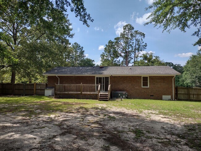 Building Photo - Tastefully Upgraded Four Bedroom Brick Hom...