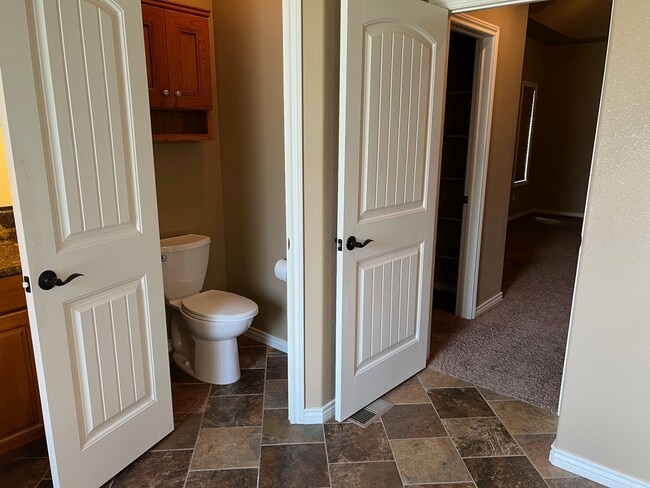 Building Photo - 4548 Westcott Dr