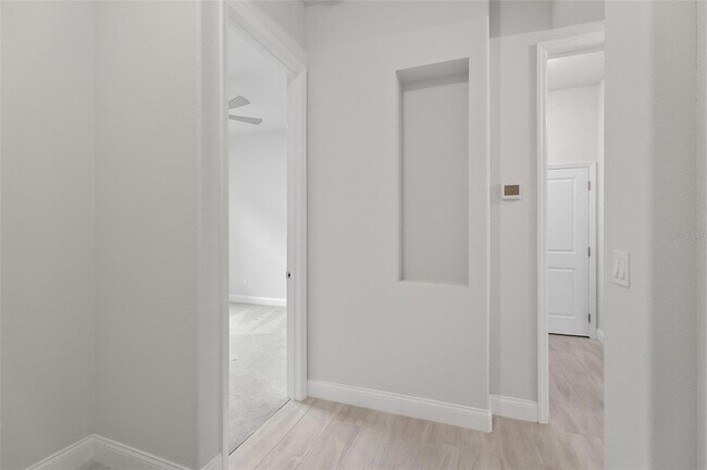 Building Photo - 128 Del Palma Dr