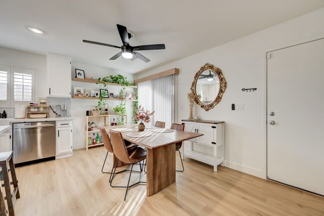 Building Photo - Beautiful Two Story Home Ready for Immediate Move-In