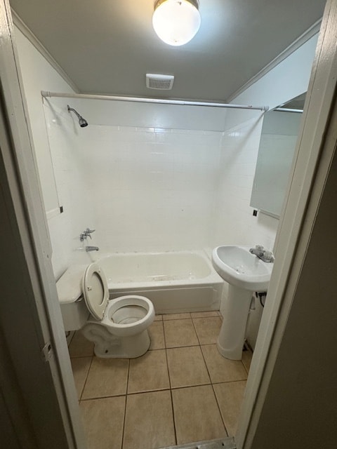 Building Photo - 200 Benton St