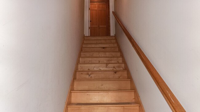 Building Photo - 103 K D Ln