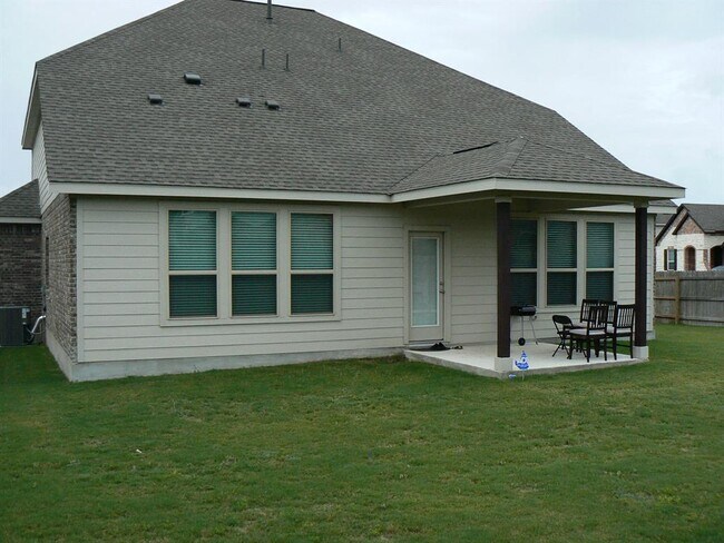 Building Photo - 5900 Bucine Cv