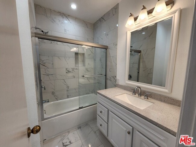 Building Photo - 1440 Veteran Ave