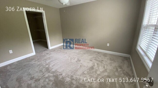 Building Photo - 306 Zander Ln