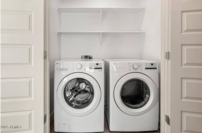 Building Photo - 9275 N 29th Ave