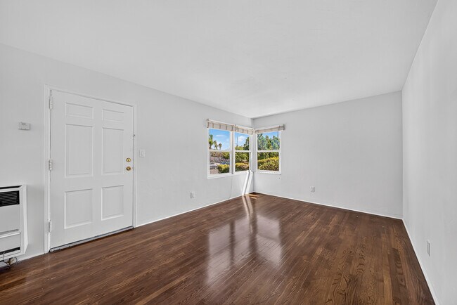 Building Photo - 3626 Highland Ave