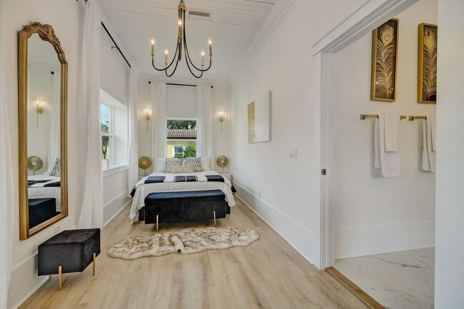 Building Photo - 20 M L King Ave