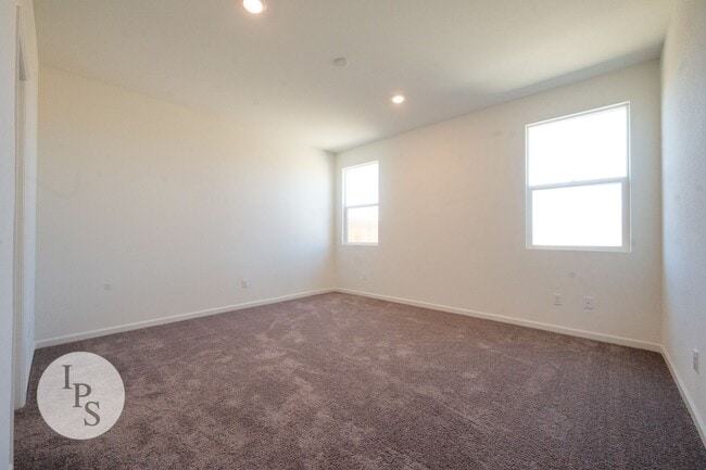 Building Photo - BRAND NEW!! Madera Westside Home, 3BR/2BA,...
