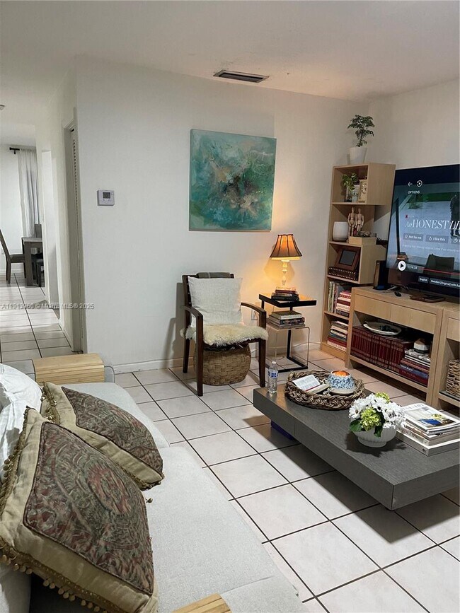 Building Photo - 20520 SW 92nd Pl