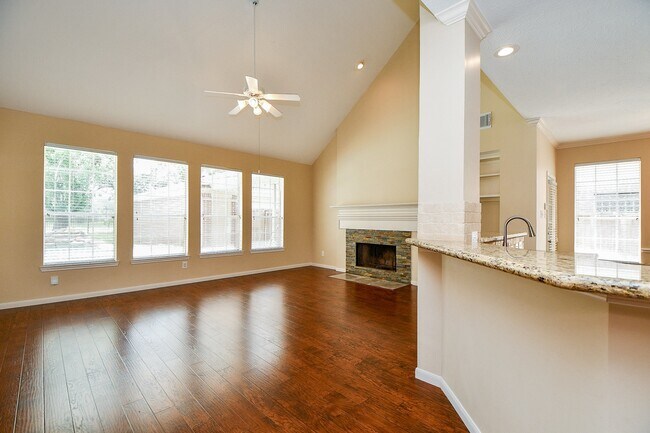 Building Photo - 5322 Pebble Way Ln