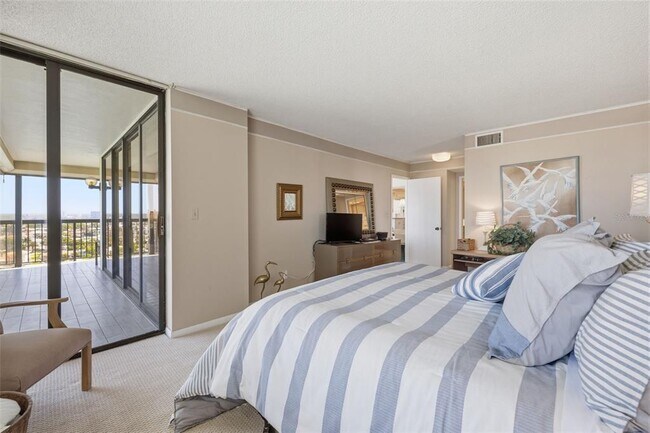 Building Photo - 9495 Blind Pass Rd