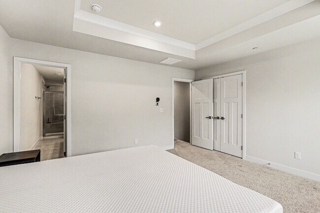 Building Photo - Townhome For Lease - Thompson's station