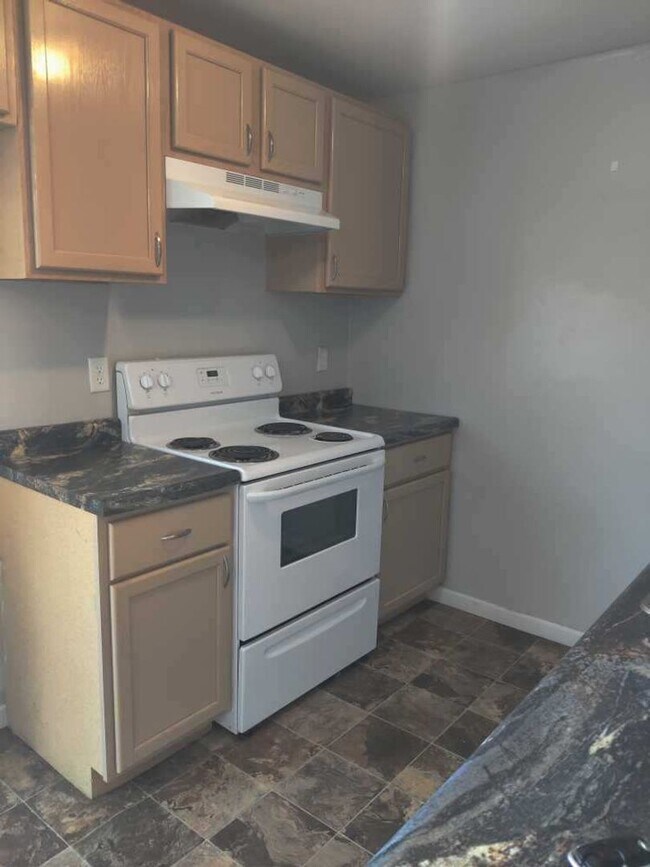 APARTMENTS 127 W Jackson St Galveston IN 46932 Apartment