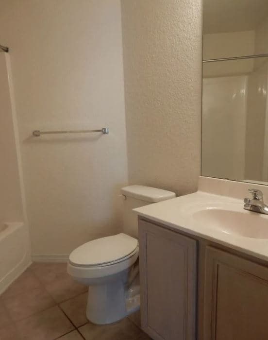 Building Photo - 604 E Shipwreck Rd