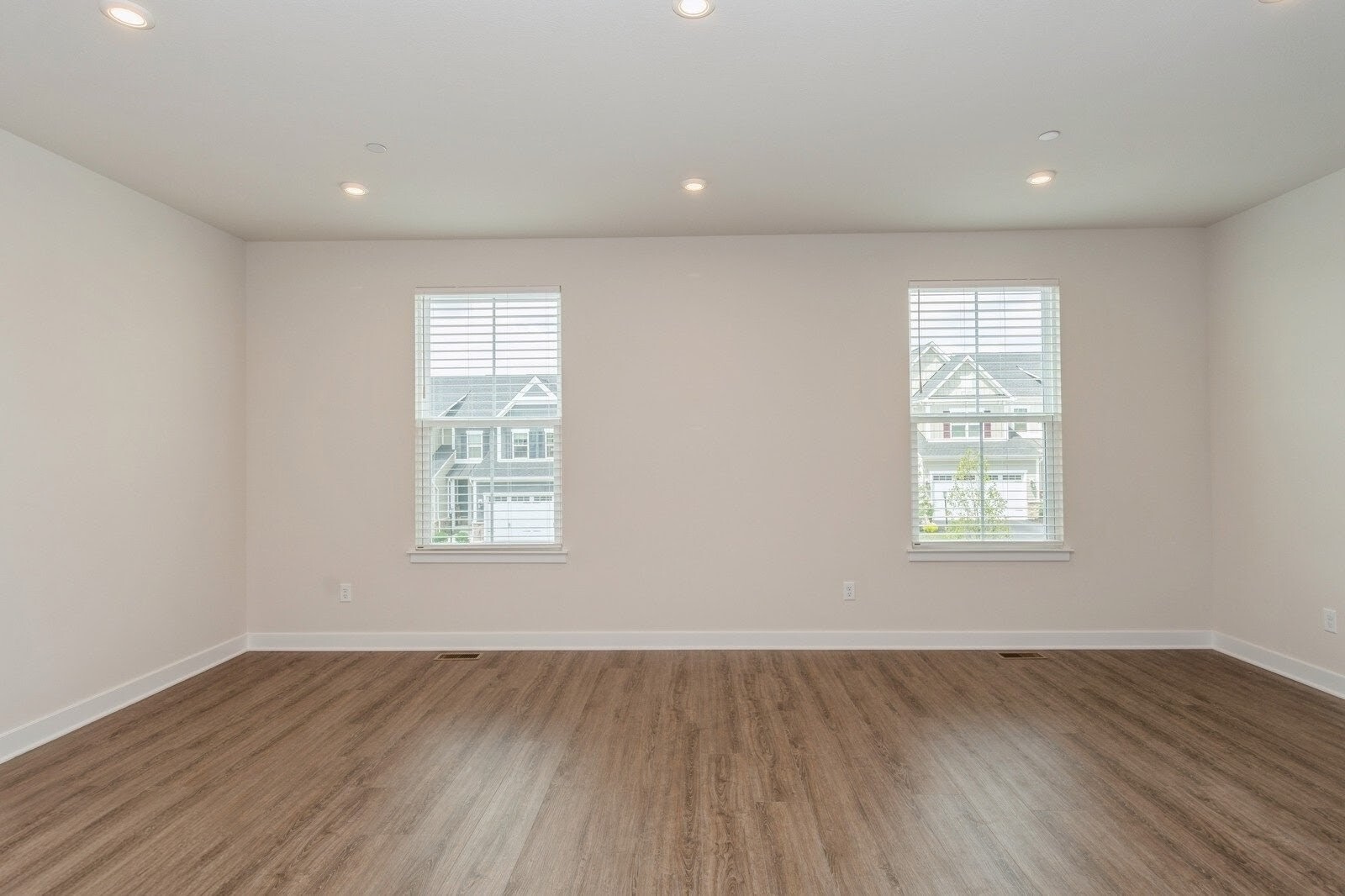 Building Photo - 4602 Spruce Rd