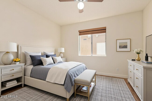 Building Photo - 936 N Revere