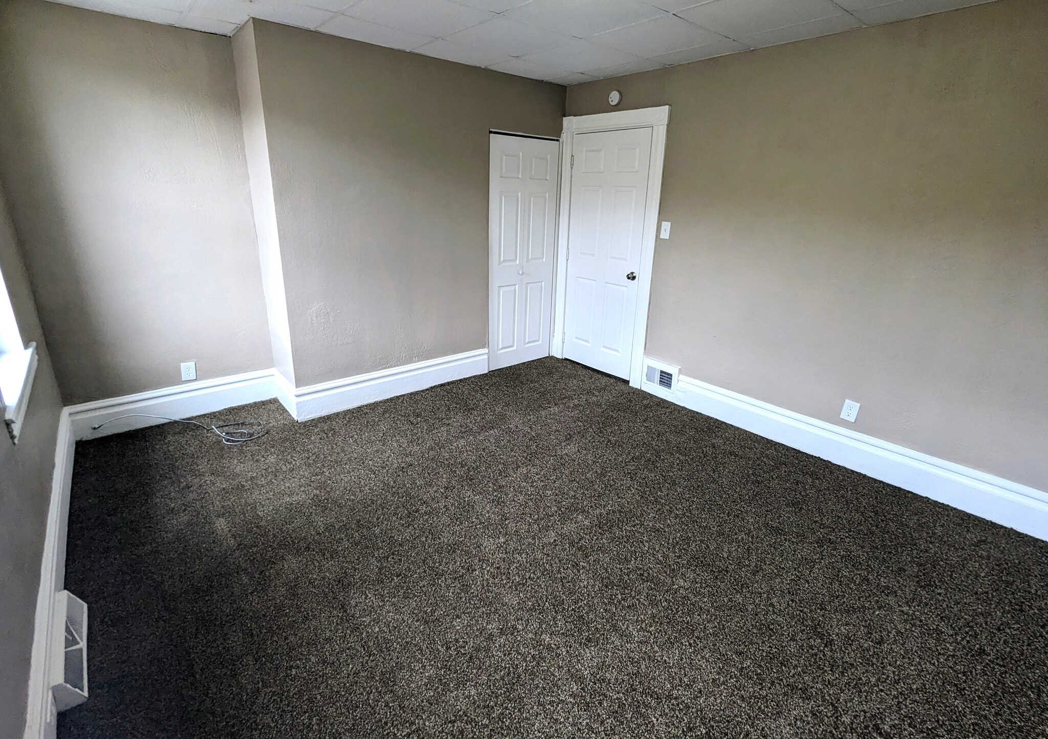 Bedroom 1 - 14 Penelope St