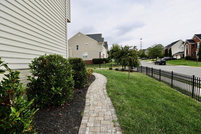 Building Photo - Welcome Home
