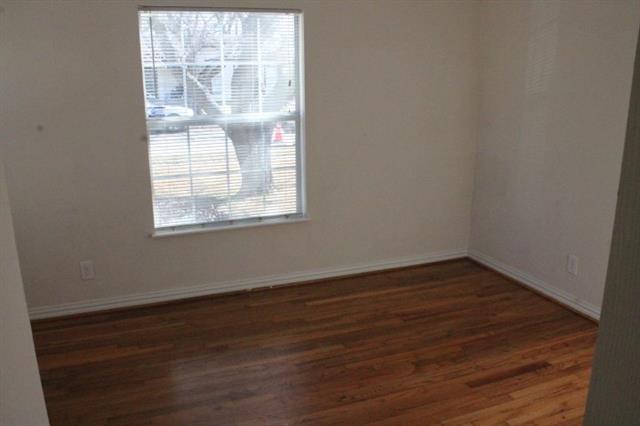 Building Photo - 1109 Parkway Dr