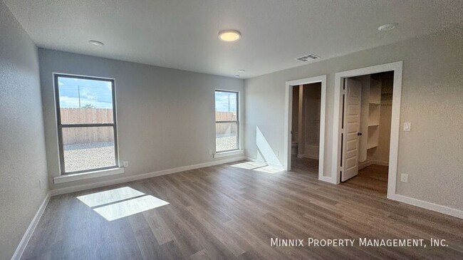 Building Photo - 3412 Tiffin Ave