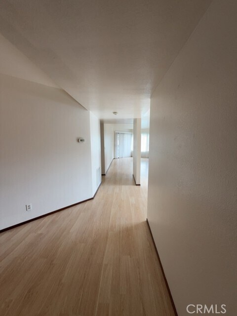 Building Photo - 10 Royale Ave