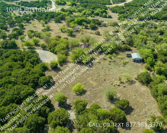 Building Photo - 10001 Hill Top Dr