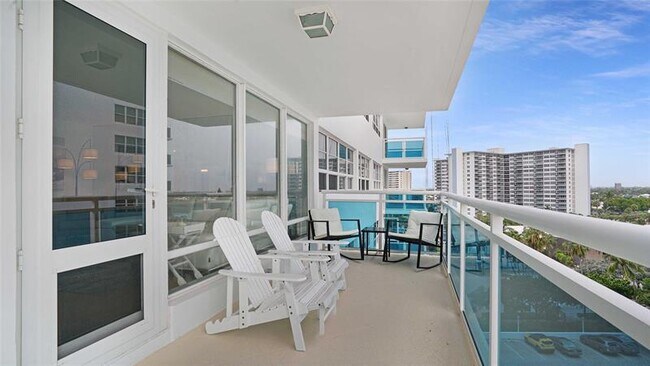 Building Photo - 3430 Galt Ocean Dr