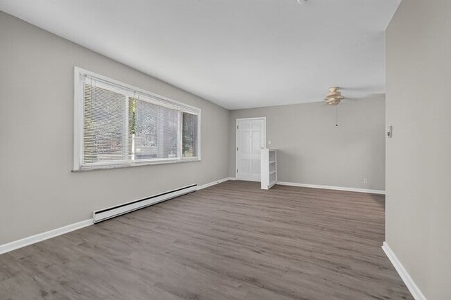 Building Photo - 5801 W 25th St