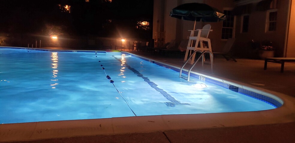 Pool open into the evening hours with lifeguard - 490 M St SW