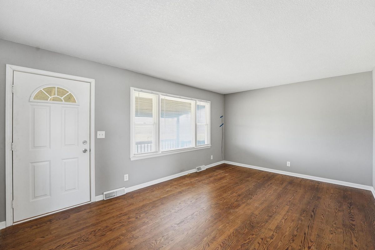 Building Photo - 20103 S State Rte 291